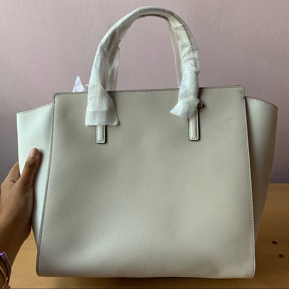 Brand New Kate Spade Beige and White Genuine Leather Shoulder Bag